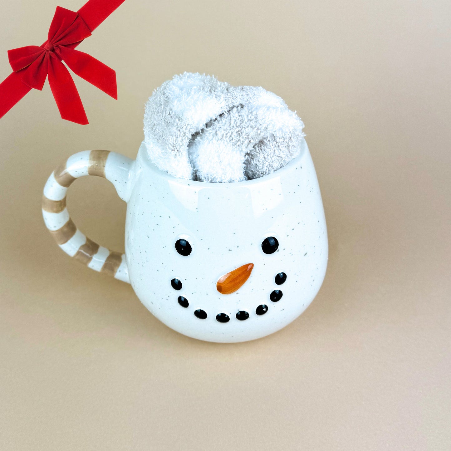 Snowman Mug And Socks Christmas Giftset